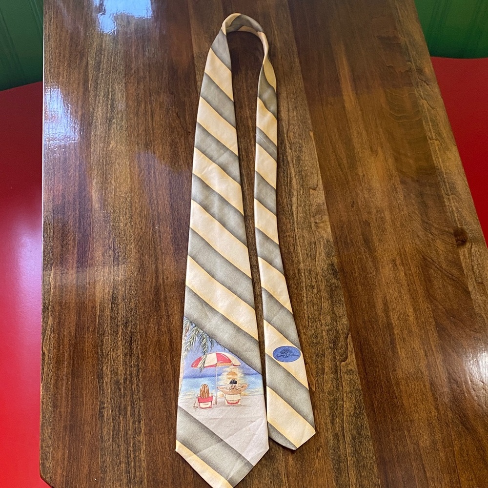 Tommy Bahama Beach-Scene Necktie in Cream & Gray - Picture 3 of 5